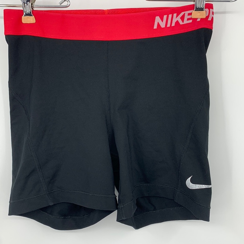 Black, Nike Pro